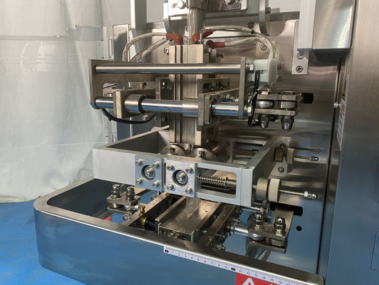 Hochgeschwindigkeitsgetränke-Taschenbeutel-Flüssigkeitsverpackungsmaschine 50HZ 60 Beutel / Min