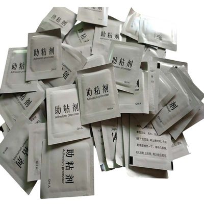 Kleine Taschenpackung mit Haftverstärker Automatische Vierseitige Verpackungsmaschine 5,5 kW
