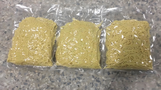Maschine zur Verpackung von Lebensmitteln und Gemüse mit Edelstahlkissen